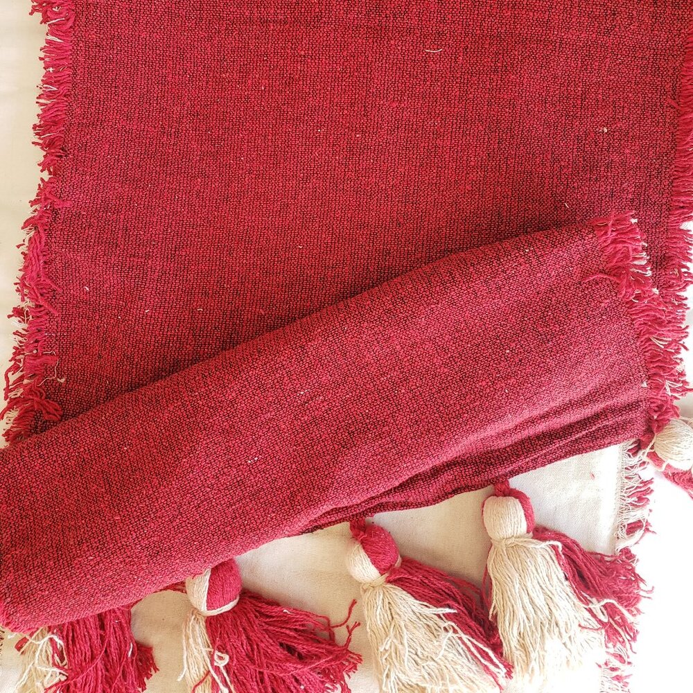 Country Chic Solid Red Table Runner with Tassels by Mud Pie 18" x 90"  NWT